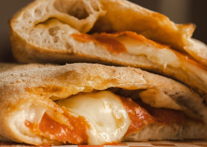 Johanna's Pizza & Algo Mas